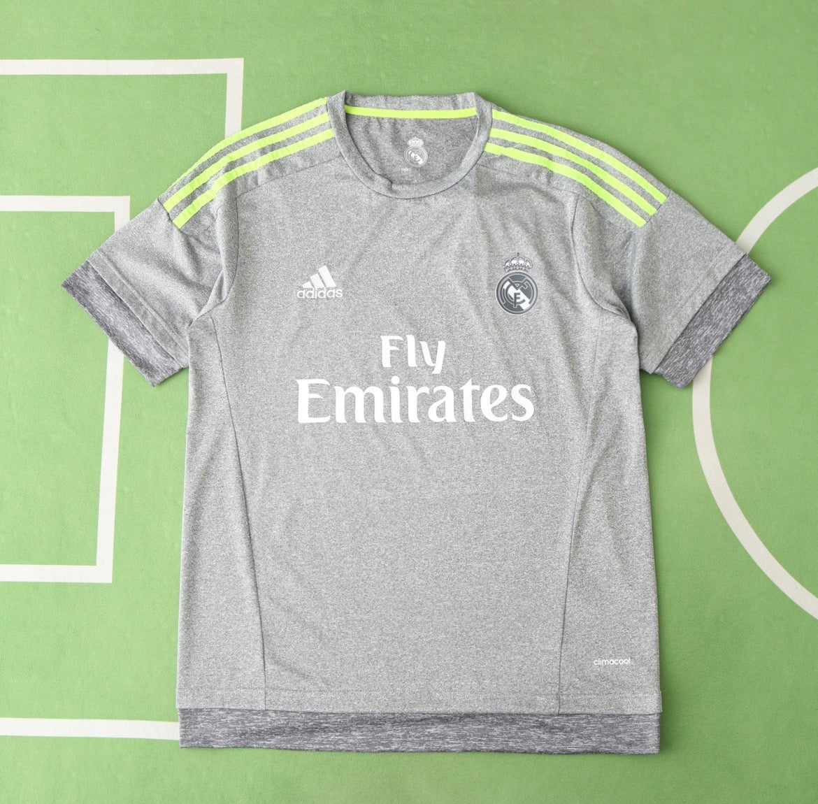 Real Madrid - Retro Short Sleeve Jersey
