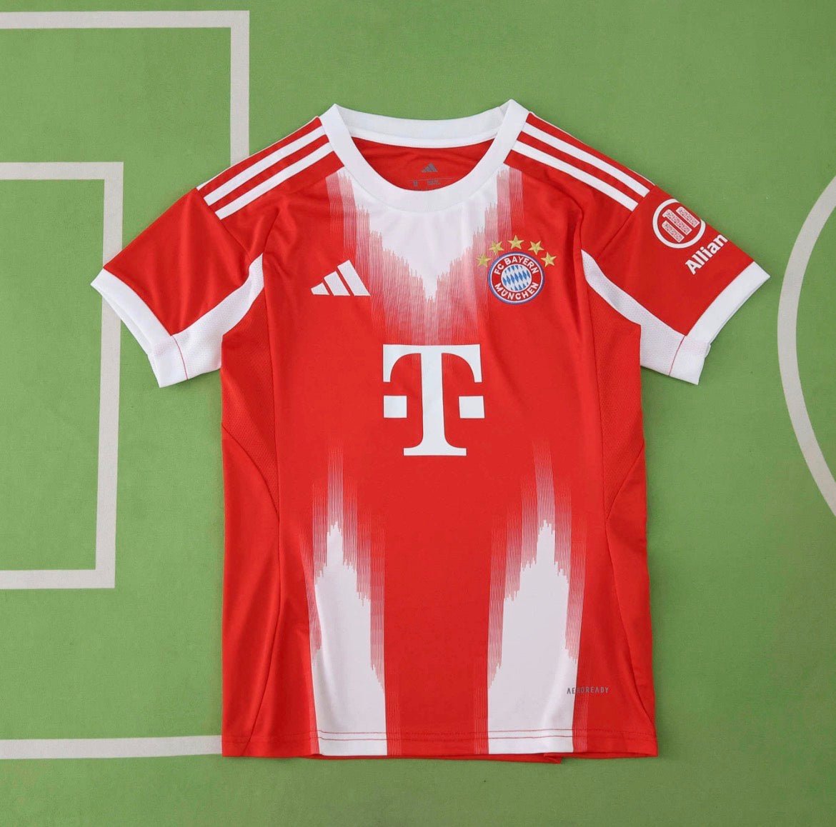 Bayern München - Short Sleeve Jersey