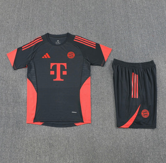 Bayern München - Short Set