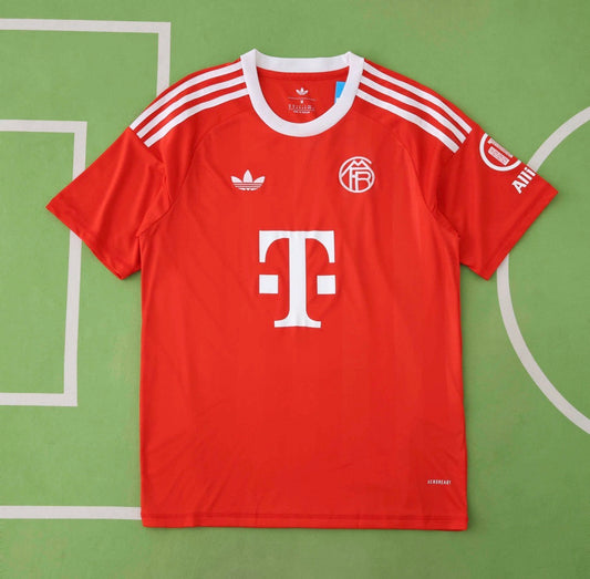 Bayern München - Short Sleeve Jersey